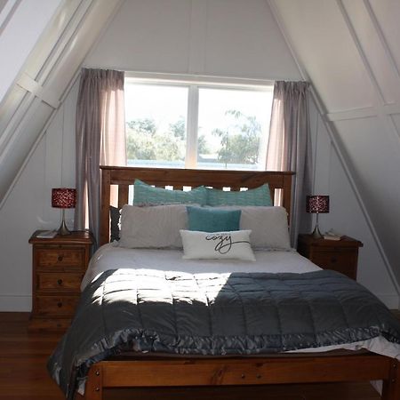 Classic A-Frame On Milford Te Anau Extérieur photo